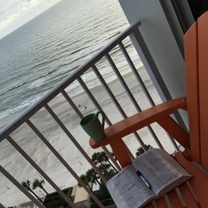 Meet your Posher, Hope