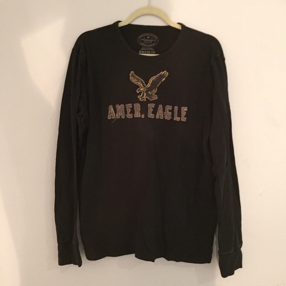 American eagle long sleeve T-shirt
