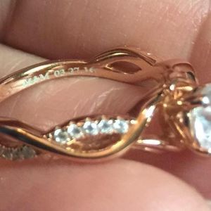 Meet your Posher, Melissa