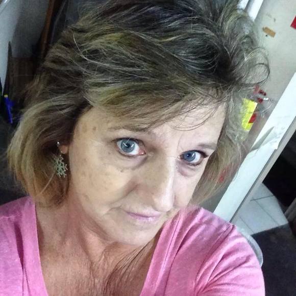 Meet your Posher, Linda