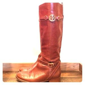 Beautiful Tory Burch Boots 2️⃣4️⃣hour sale 😁