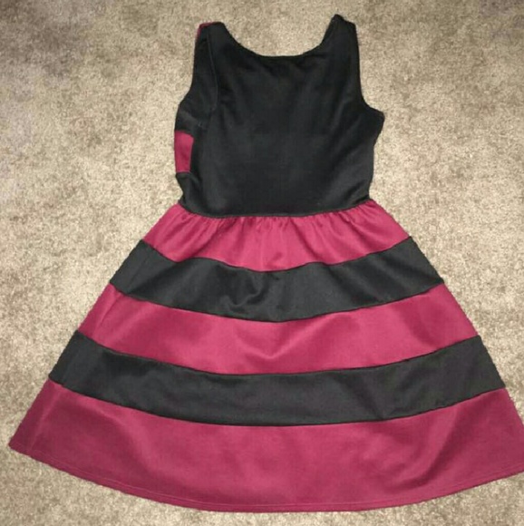 Red and Black Stripped dress - Picture 2 of 4