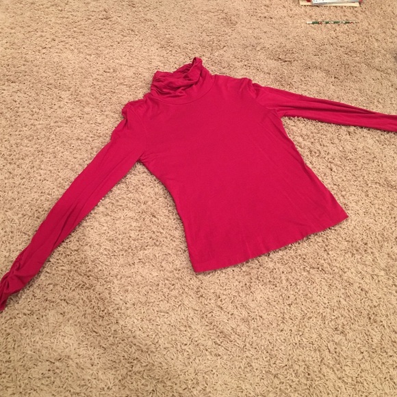 Pink turtle neck