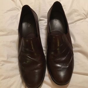 Clarks brown shoes