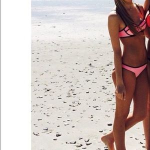 TRIANGL SWIMSUIT - MILLY/CANDY PINK