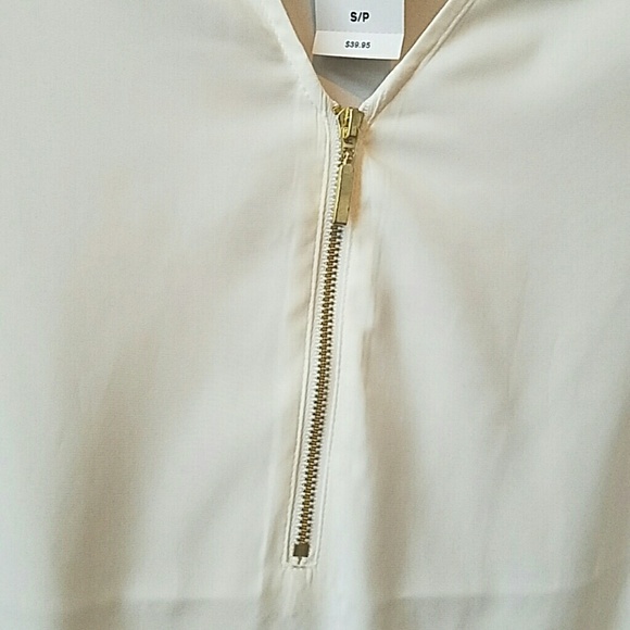 Express Colorblock Blouse - Picture 4 of 4