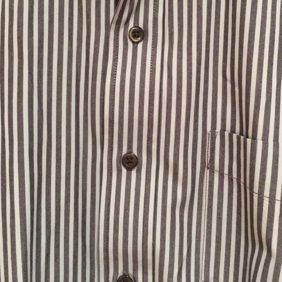 Men's Gap fitted dress shirt - Picture 3 of 3