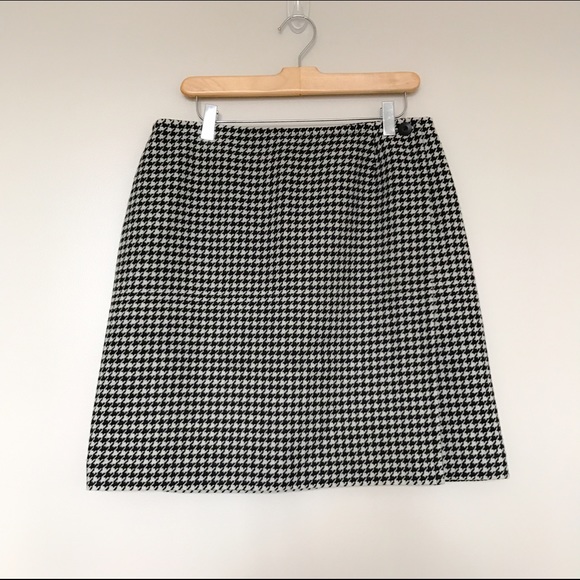 Style & Co. Dresses & Skirts - Style & Co Houndstooth wrap around skirt
