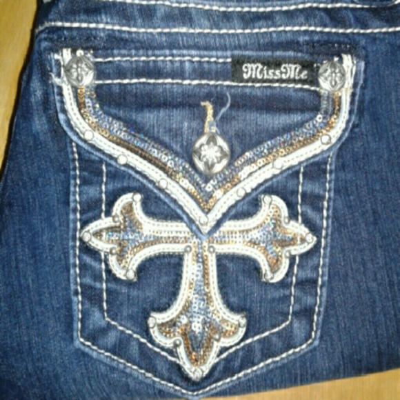 26 x 34 Miss Me Jeans