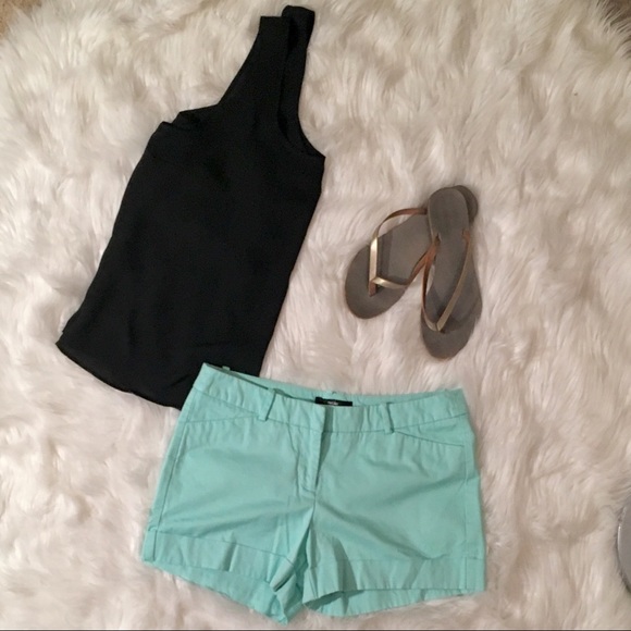 ☀️🐚 Teal shorts!! Only worn a few times! - Picture 1 of 3