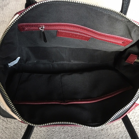 Express Purse 👛 - Picture 3 of 3