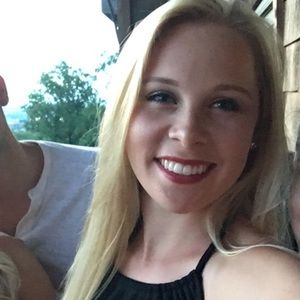 Meet your Posher, Karissa