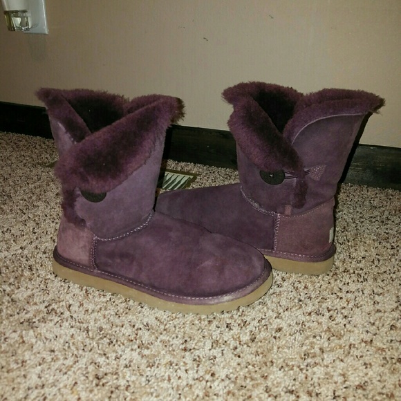 UGG Shoes - Plum Ugg Bailey Boots