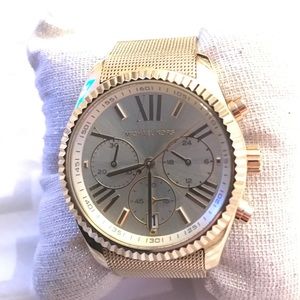 Michale Kors watch!! Worn once!!!!