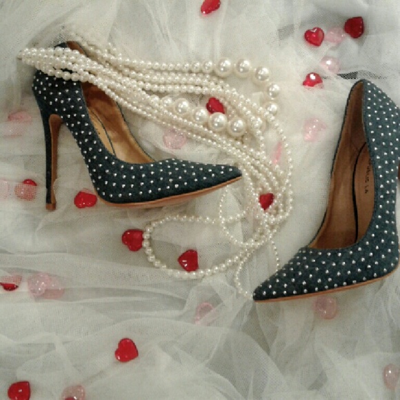 Just in Heels - Picture 1 of 1