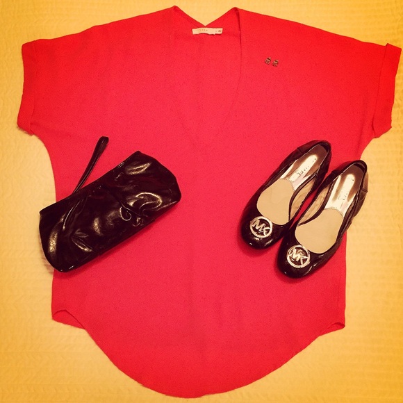 Express Black Patent Clutch - Picture 4 of 4