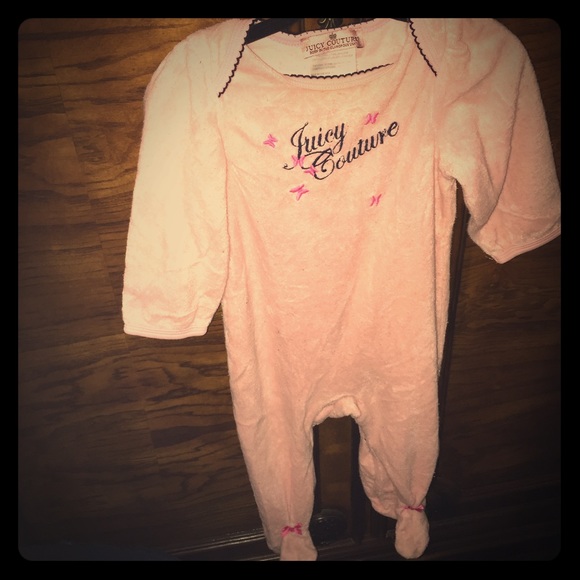 Juicy Couture sleeper 6 - 9 month