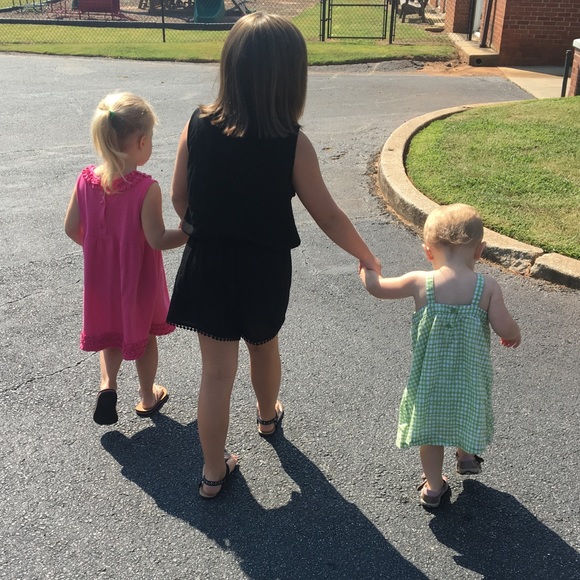 🎉A little about me 🛍🎉 - Picture 4 of 7