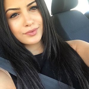 Meet your Posher, Sabrine