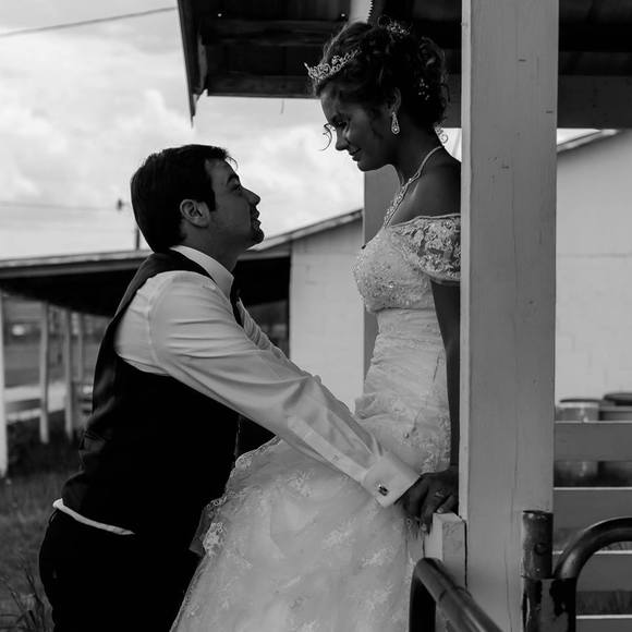 Meet your Posher, Alivia