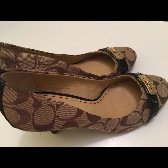 Pre-owned Authentic Coach signature shoe high heel - Picture 4 of 4