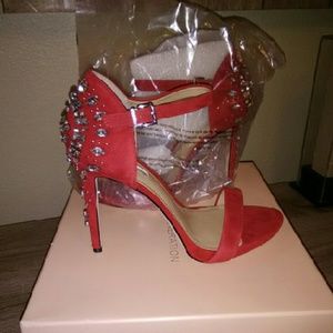 BCBGeneration Estelle heels