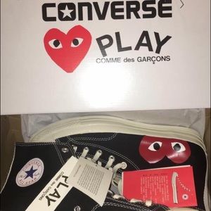 Comme des garcons converse play