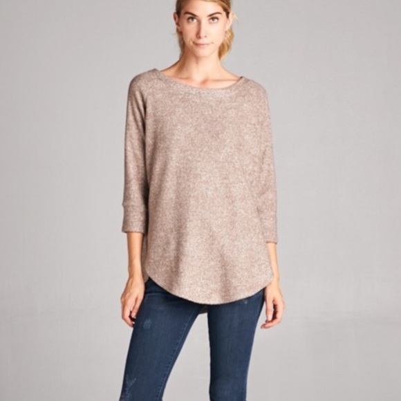 Host Pick  Hi Low Laser Cut Out Back Top - Picture 2 of 4