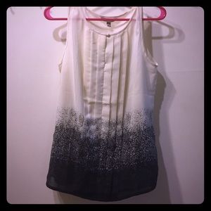 NWT Banana Republic black and white sleeveless top