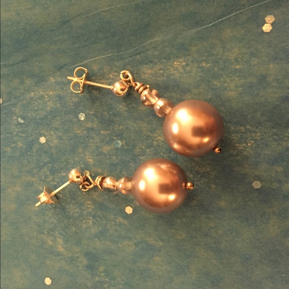 DONATED Handmade silver pearl style earrings - Picture 5 of 5