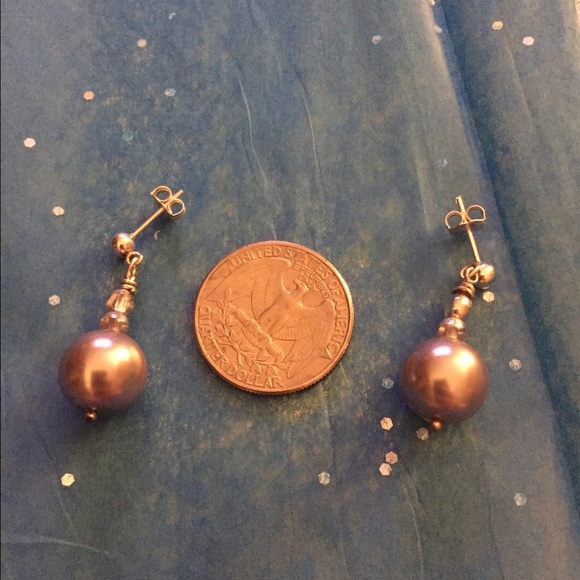 DONATED Handmade silver pearl style earrings - Picture 2 of 5