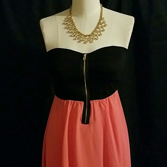 Strapless dress - Picture 2 of 2