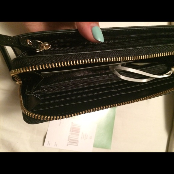 Kate Spade Wallet - Picture 2 of 3