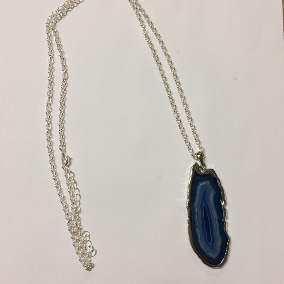 Blue Agate Slice Necklace - Picture 2 of 4