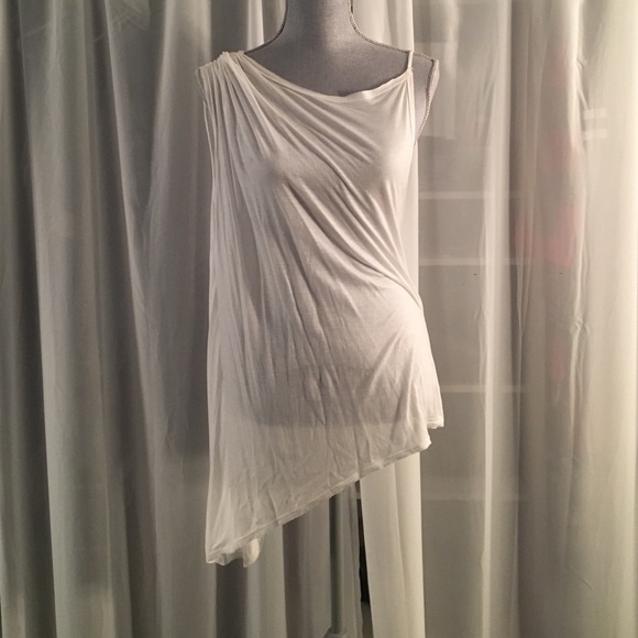 Backless tank top