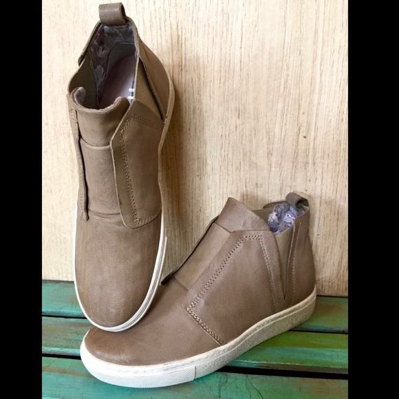 Free People X Mjus taupe Slip On Sneakers 39 8/8.5 - Picture 2 of 4