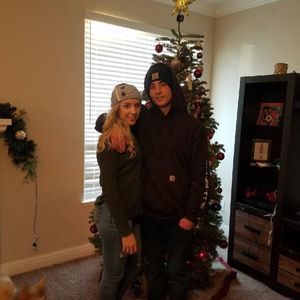 Meet your Posher, Haley