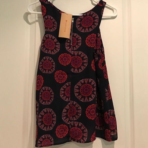 Patterned tank - Picture 2 of 3