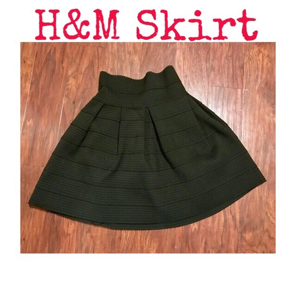 H&M Skirt-Black