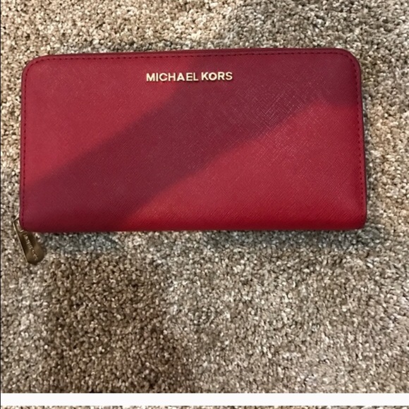 MICHAEL Michael Kors Handbags - Michael Kors roomy wallet