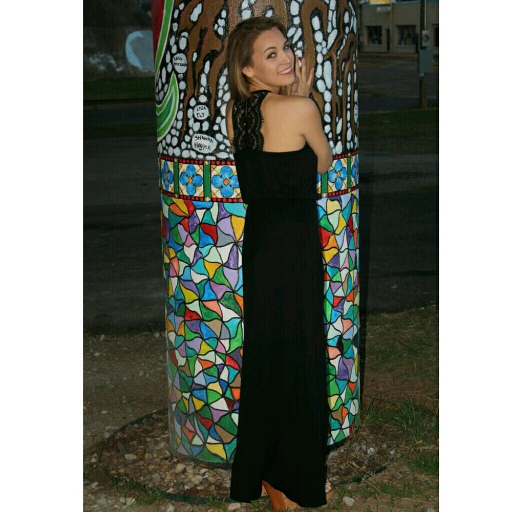 Achelle Lace Black Dress - Picture 4 of 4