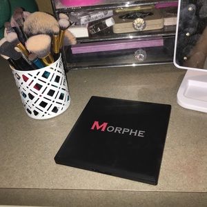 Morphe 9B Blush Pallette