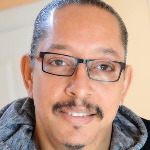 Meet your Posher, Derrick