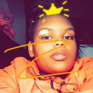 Meet your Posher, Mya