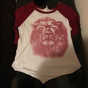 Sophisti-Lion 3/4 sleeve shirt