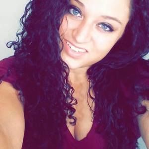 Meet your Posher, Joanie