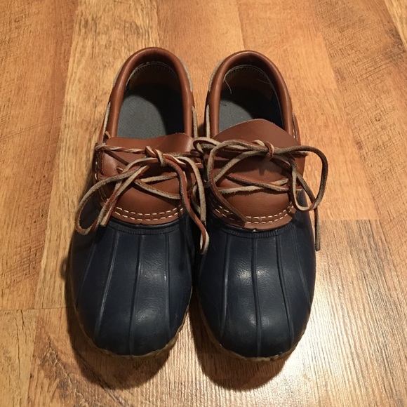 L.L. Bean Short Ankle Bean Boot size 6
