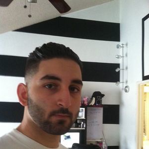 Meet your Posher, Derik