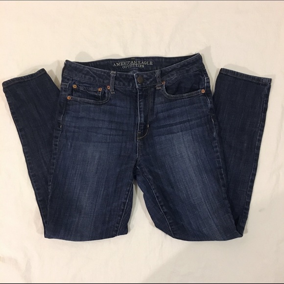 AE High Rise Jeans
