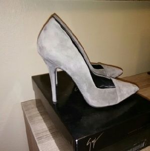 NIB Giuseppe Zanotti Design Vicam pumps